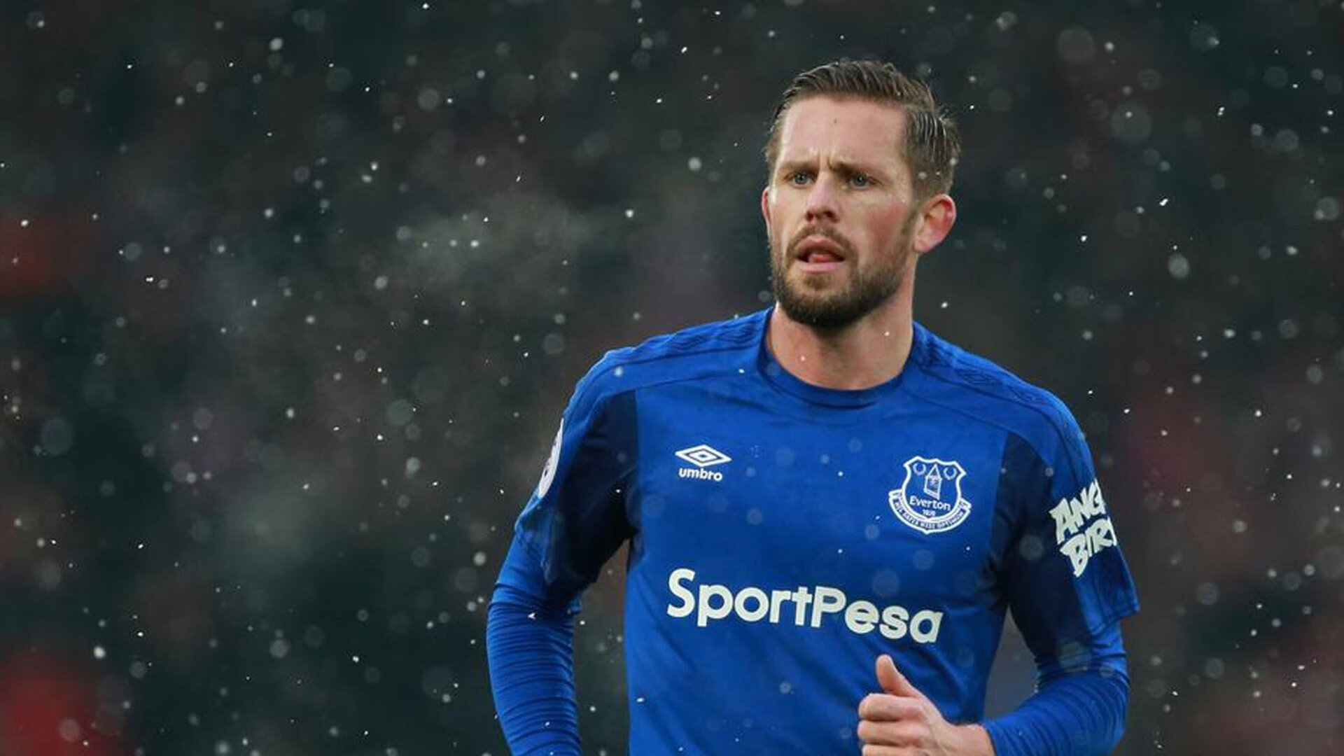 交易窗口:球队交易截止日前的潜在操作与影响分析,球队被交易