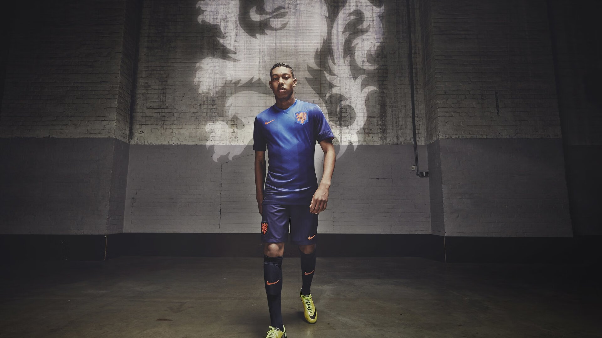 巴尔科拉欧冠表现遭质疑：巴黎锋线新星为何难敌顶级球员，巴科奥尔