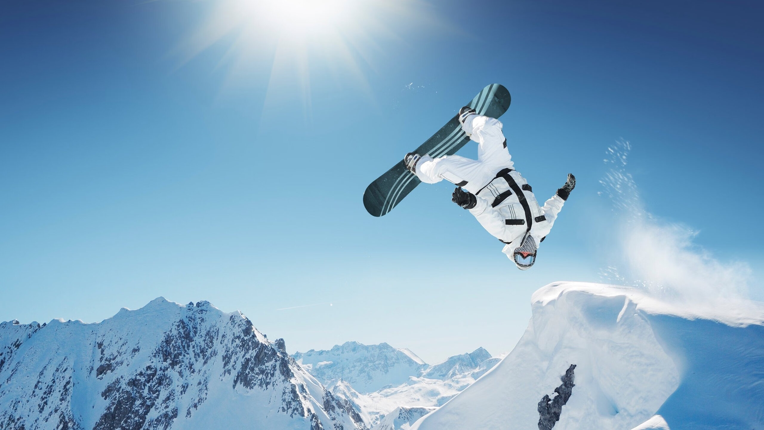 篮网冲击季后赛，每场比赛都拼尽全力，篮网上赛季季后赛